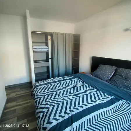 Dans Maison Plain-pied Moderne Accommodatie bij particulieren *
