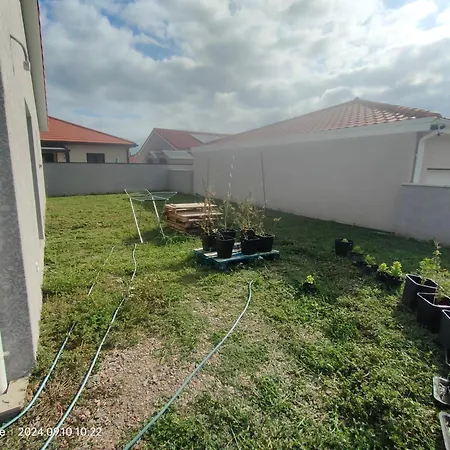 Homestay Dans Maison Plain-pied Moderne Roanne