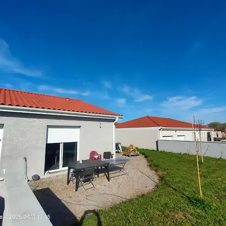 Homestay Dans Maison Plain-pied Moderne Roanne